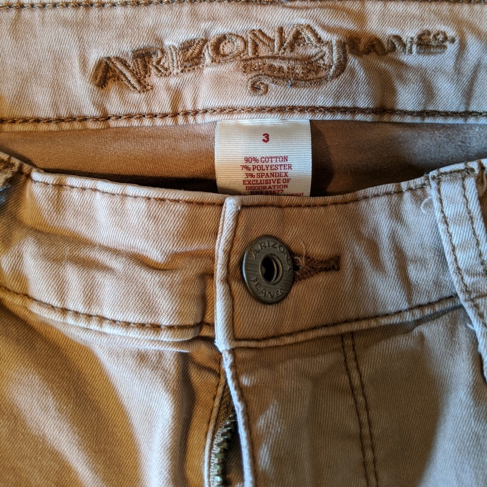 Khaki coloured skinny jeans